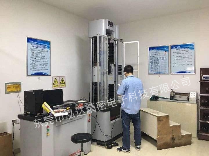 ���̰���